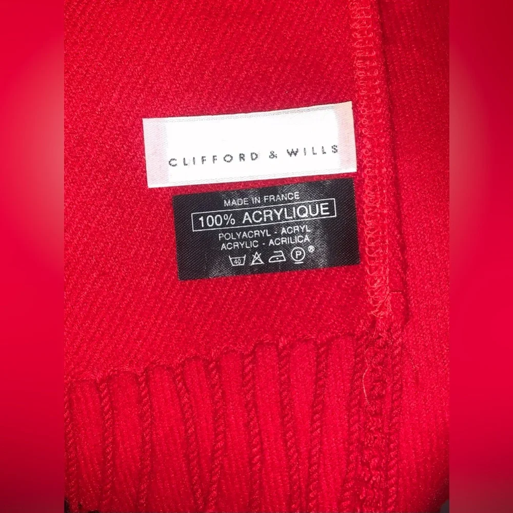 Red shawl. - Picture 4 of 4